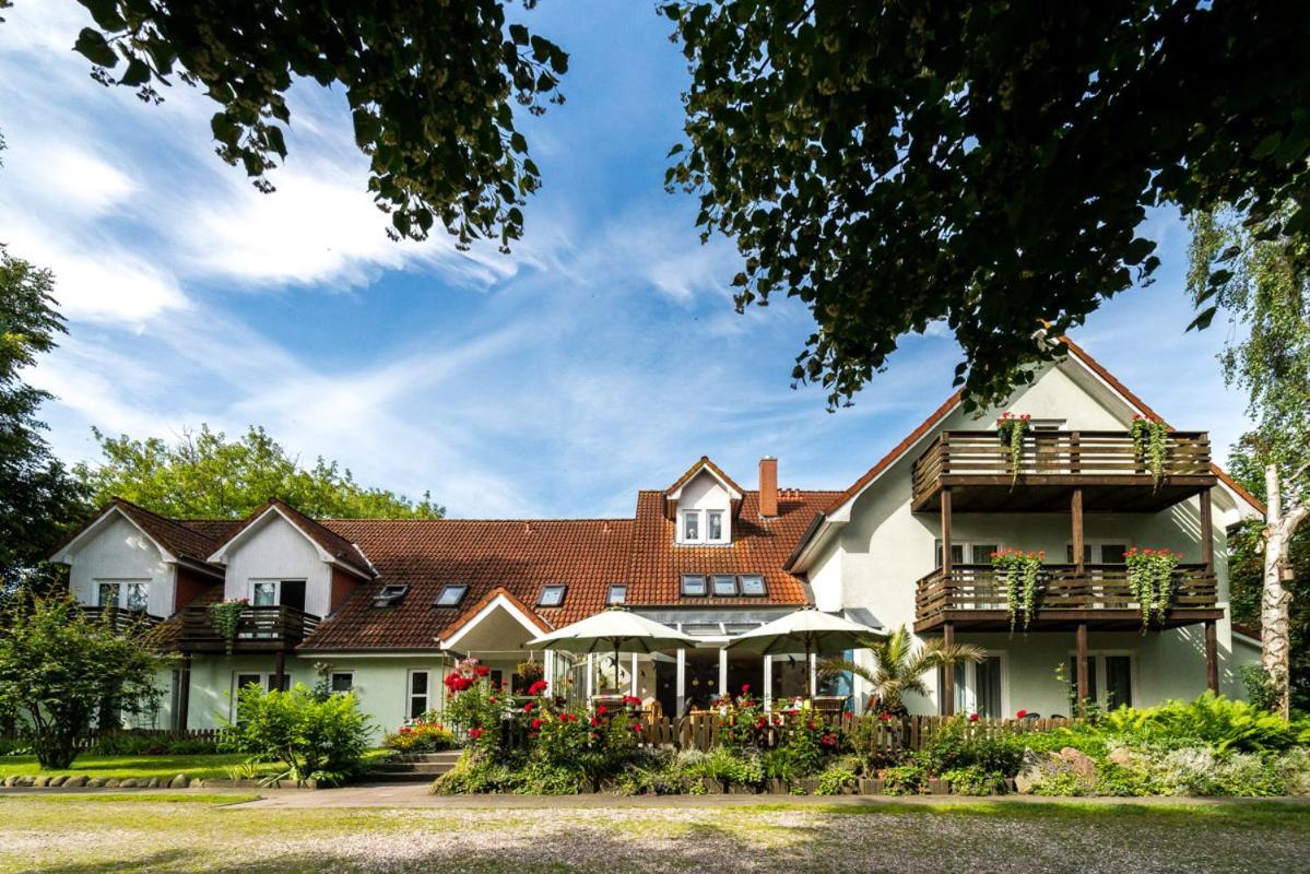 Hotel-Pension Lindenhof Tarnewitz Екстериор снимка