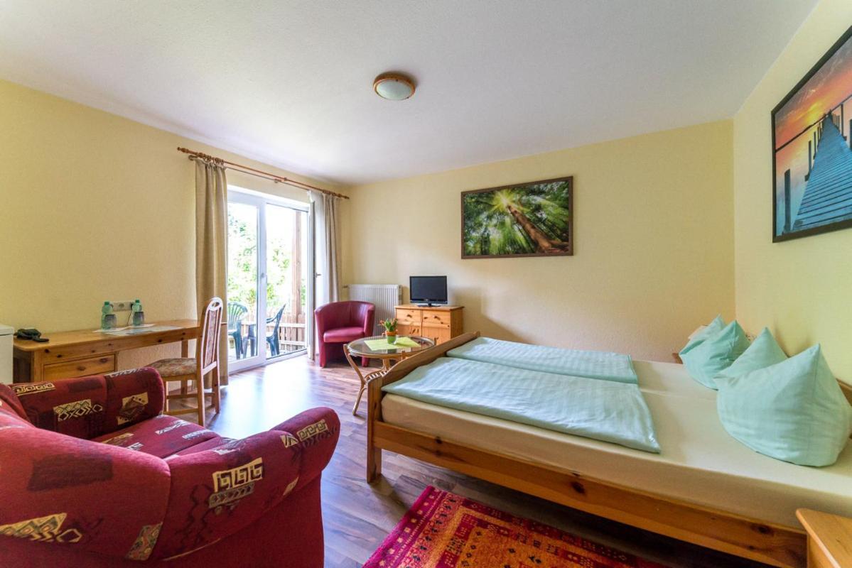 Hotel-Pension Lindenhof Tarnewitz Екстериор снимка